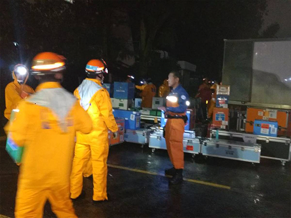 UN CAMIÓN DE AYUDA: ISUZU SUMANDO A MÉXICO